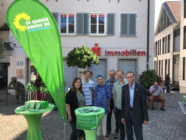 Grüne Räte auf dem Winnender Wochenmarkt